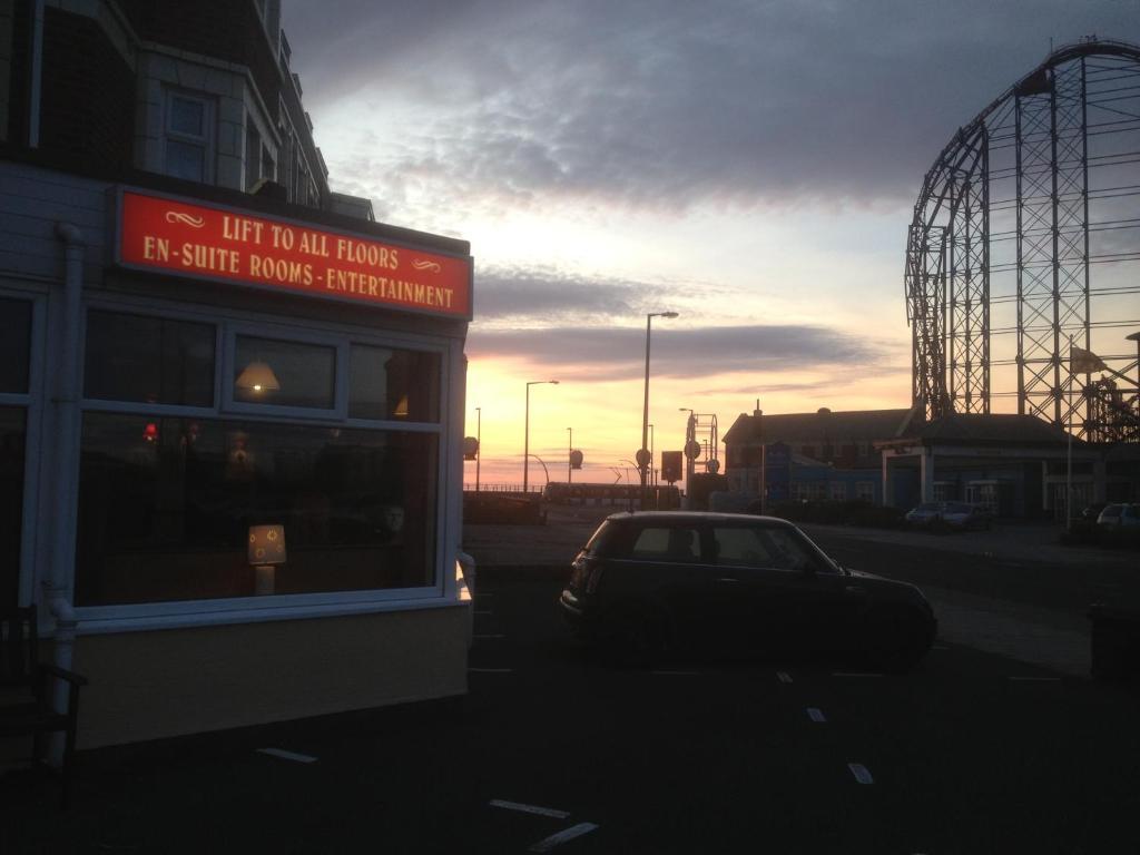 Delton Hotel Blackpool Bagian luar foto